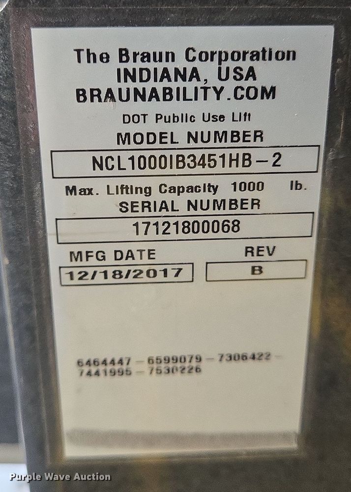 image for item NQ9206 2018 Glaval Ford Transit 350 shuttle bus