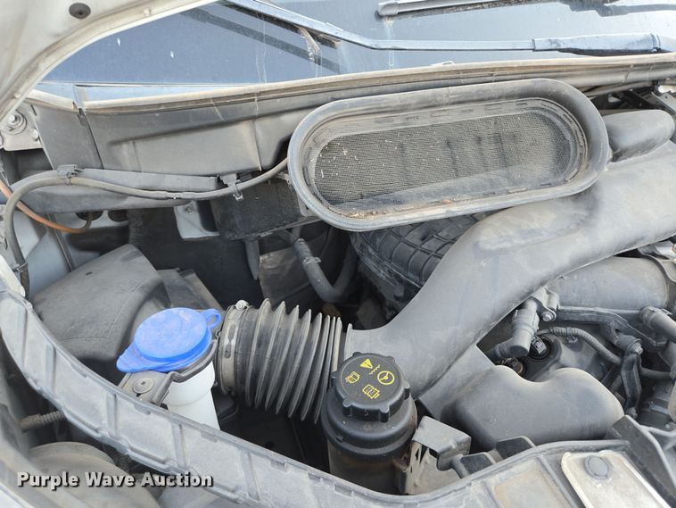 image for item NQ9206 2018 Glaval Ford Transit 350 shuttle bus