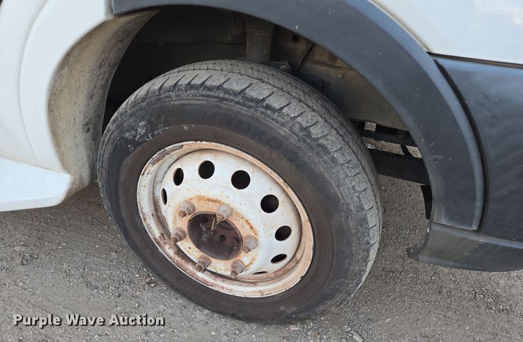 image for item NQ9206 2018 Glaval Ford Transit 350 shuttle bus