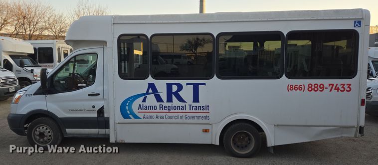 image for item NQ9207 2018 Glaval Ford Transit 350 shuttle bus