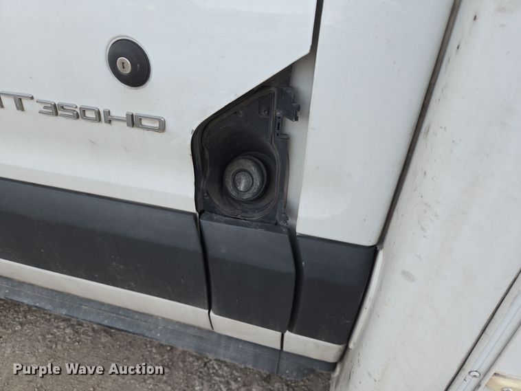 image for item NQ9207 2018 Glaval Ford Transit 350 shuttle bus