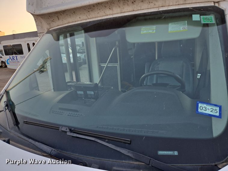 image for item NQ9207 2018 Glaval Ford Transit 350 shuttle bus