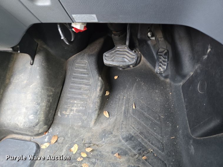 image for item NQ9207 2018 Glaval Ford Transit 350 shuttle bus