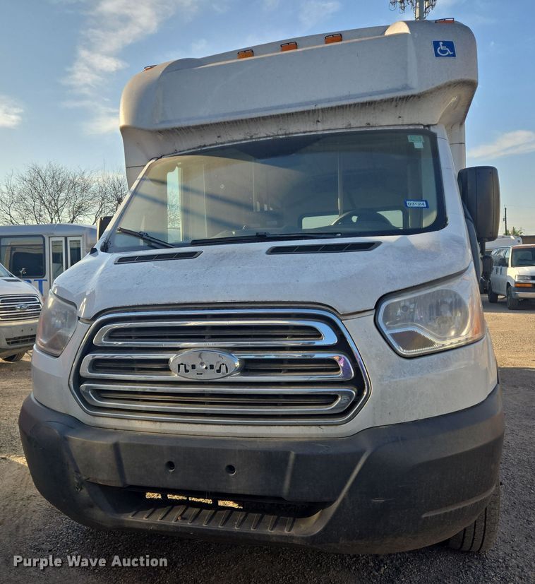 image for item NQ9208 2018 Glaval Transit 350 shuttle bus