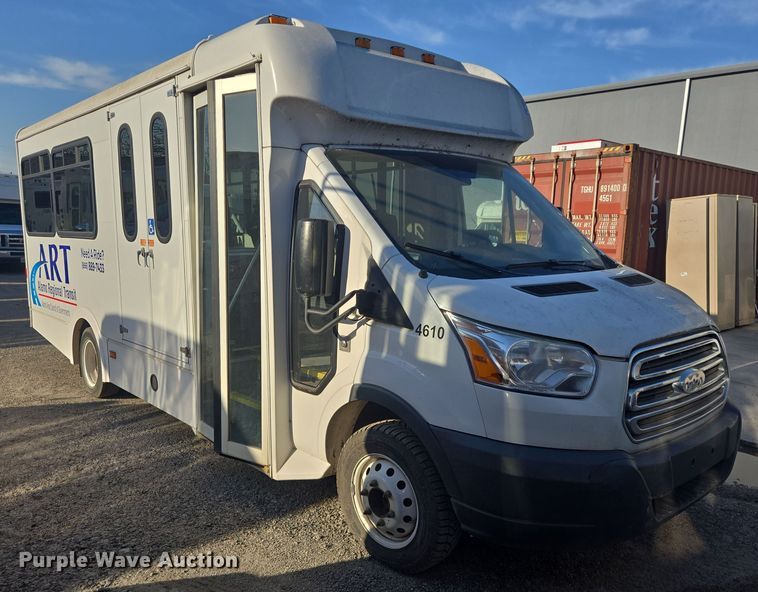 image for item NQ9208 2018 Glaval Transit 350 shuttle bus