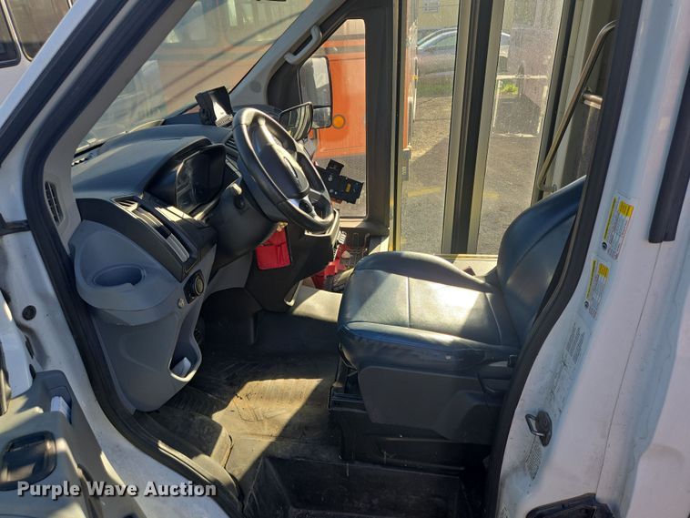 image for item NQ9208 2018 Glaval Transit 350 shuttle bus