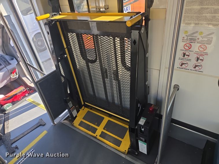 image for item NQ9208 2018 Glaval Transit 350 shuttle bus