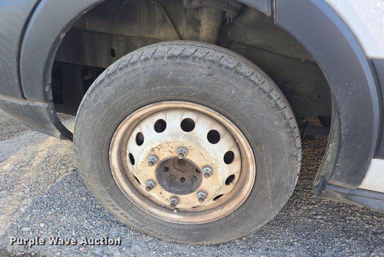 image for item NQ9208 2018 Glaval Transit 350 shuttle bus