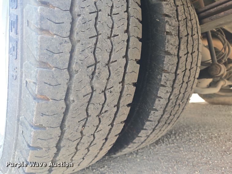 image for item NQ9208 2018 Glaval Transit 350 shuttle bus