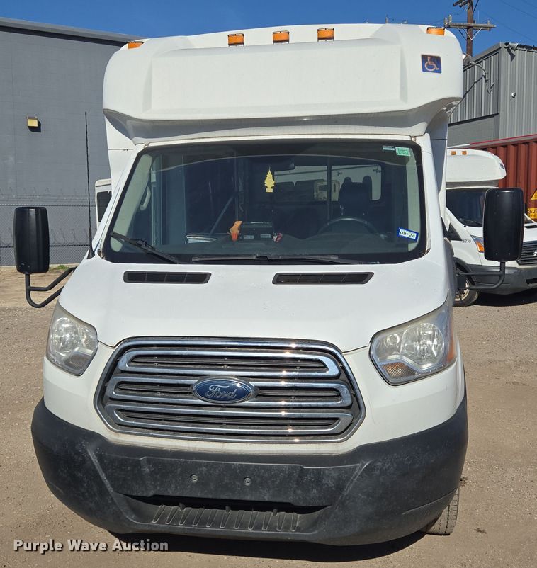 image for item NQ9209 2018 Glaval Ford Transit 350 shuttle bus