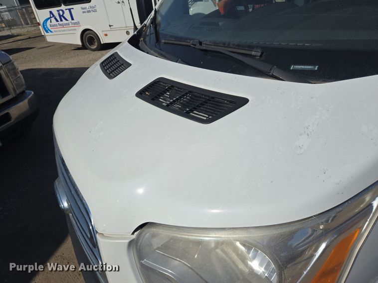 image for item NQ9209 2018 Glaval Ford Transit 350 shuttle bus