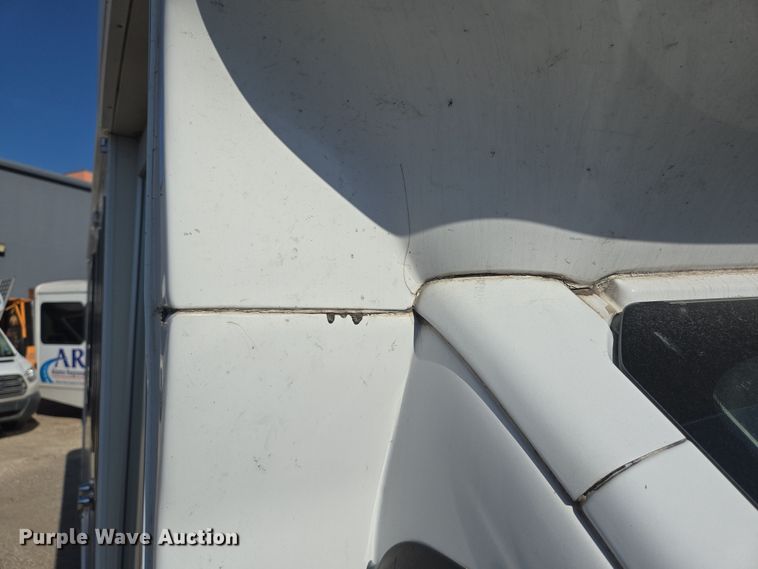 image for item NQ9209 2018 Glaval Ford Transit 350 shuttle bus