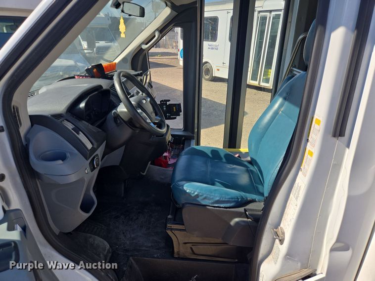 image for item NQ9209 2018 Glaval Ford Transit 350 shuttle bus