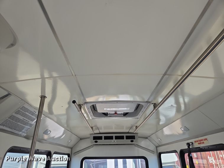 image for item NQ9209 2018 Glaval Ford Transit 350 shuttle bus