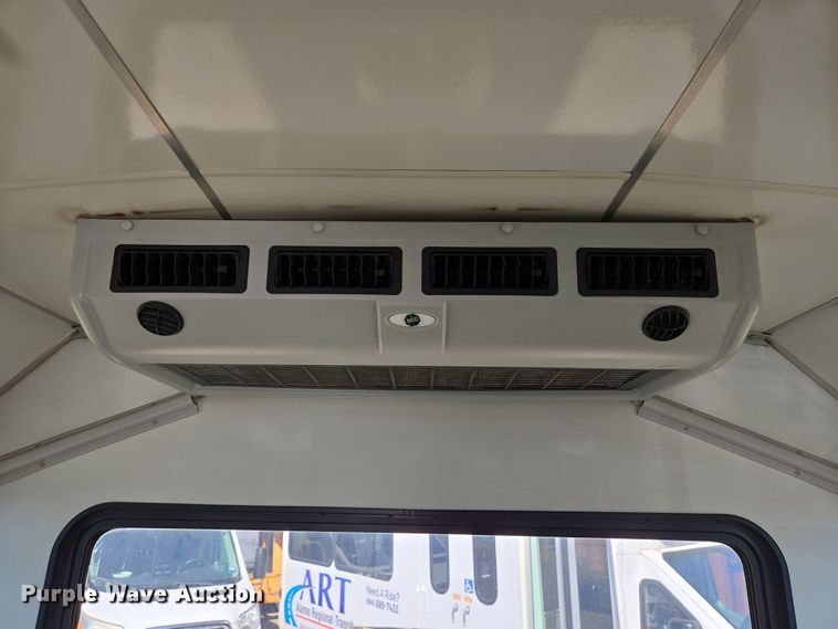 image for item NQ9209 2018 Glaval Ford Transit 350 shuttle bus