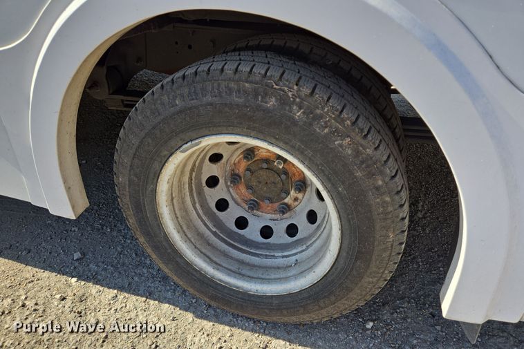 image for item NQ9209 2018 Glaval Ford Transit 350 shuttle bus