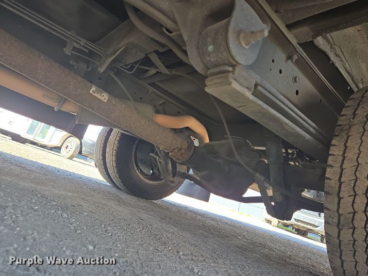 image for item NQ9210 2018 Glaval Ford Transit 350 shuttle bus