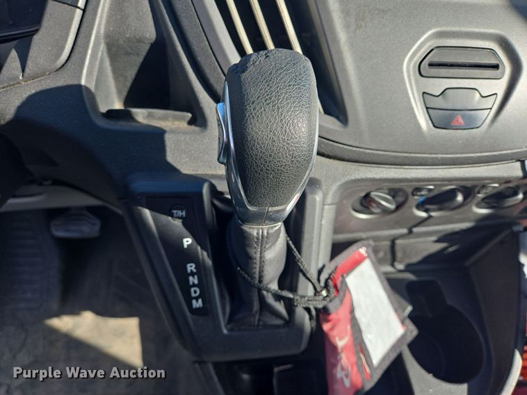 image for item NQ9210 2018 Glaval Ford Transit 350 shuttle bus