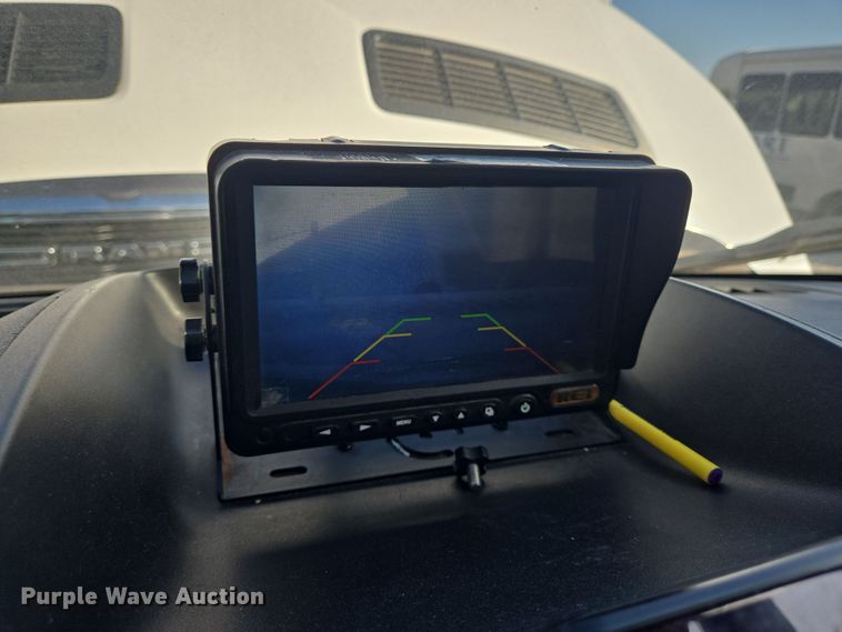 image for item NQ9210 2018 Glaval Ford Transit 350 shuttle bus