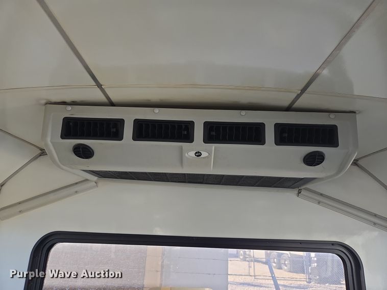 image for item NQ9210 2018 Glaval Ford Transit 350 shuttle bus