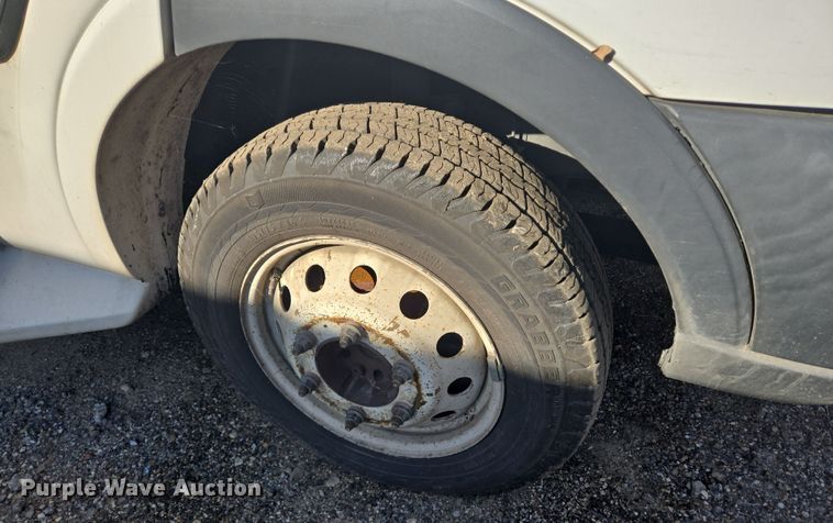 image for item NQ9210 2018 Glaval Ford Transit 350 shuttle bus