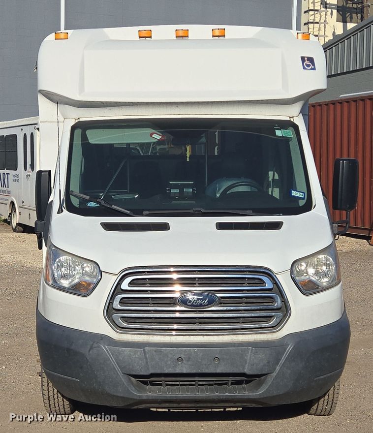 image for item NQ9211 2018 Glaval Ford Transit 350 shuttle bus