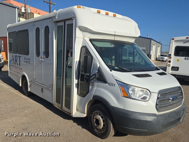 image for item NQ9211 2018 Glaval Ford Transit 350 shuttle bus