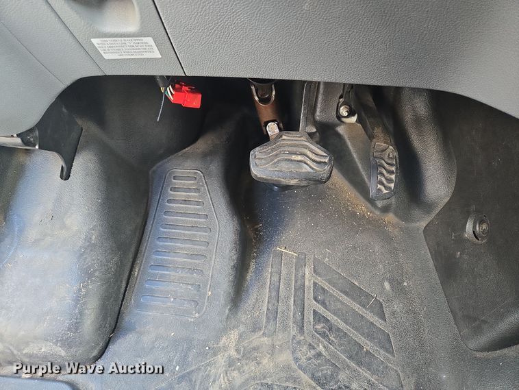 image for item NQ9211 2018 Glaval Ford Transit 350 shuttle bus