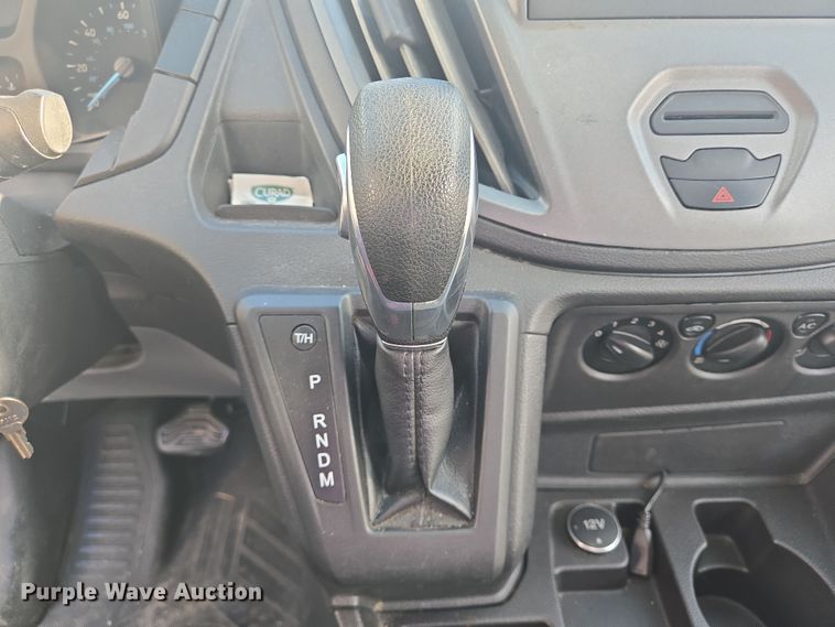 image for item NQ9211 2018 Glaval Ford Transit 350 shuttle bus