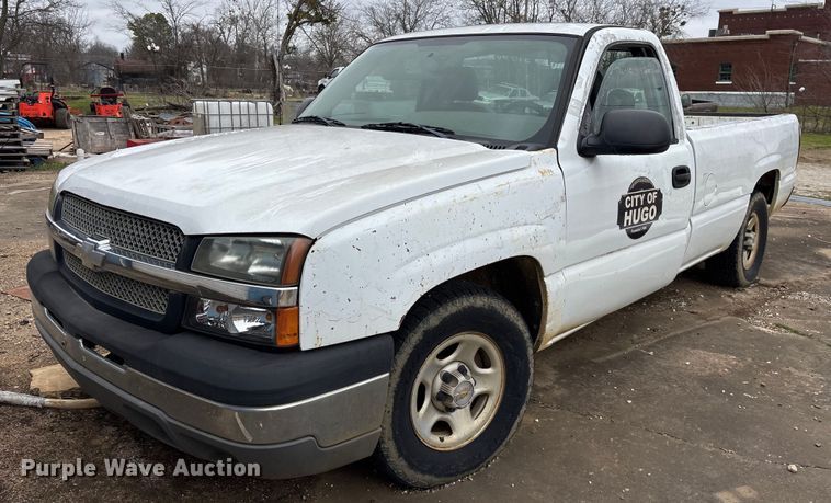 image for item OB9414 2004 Chevrolet Silverado 1500 pickup truck