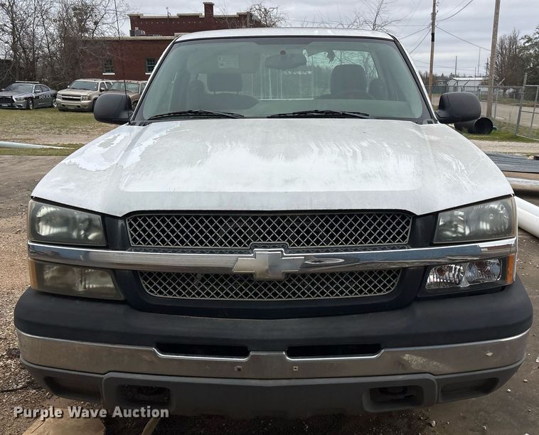 image for item OB9414 2004 Chevrolet Silverado 1500 pickup truck