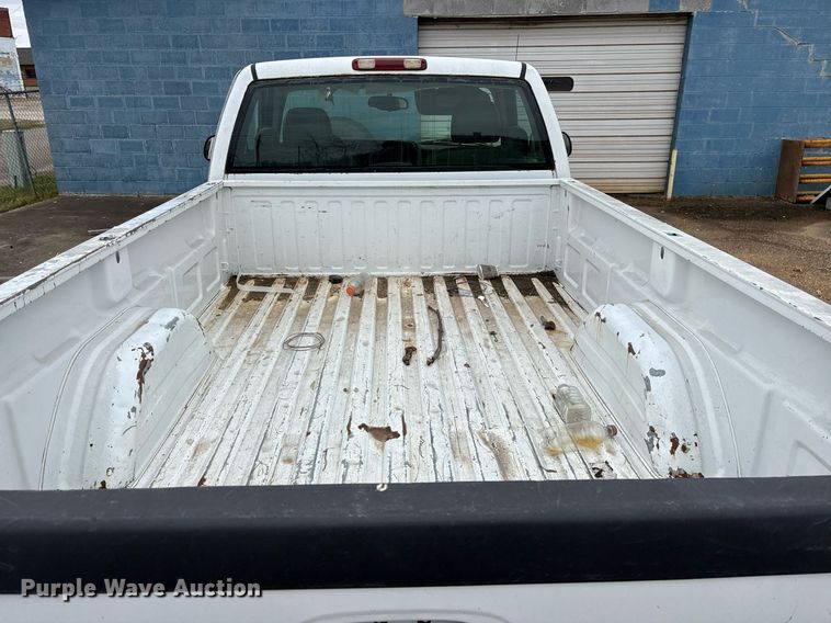 image for item OB9414 2004 Chevrolet Silverado 1500 pickup truck