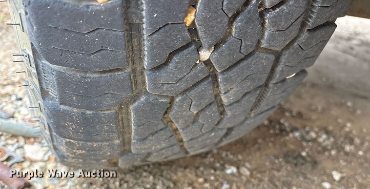 image for item OB9414 2004 Chevrolet Silverado 1500 pickup truck