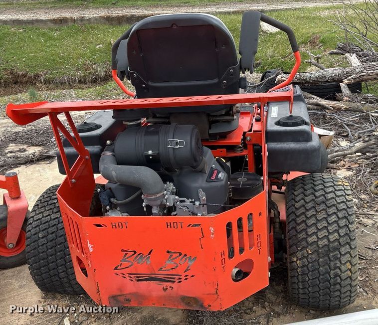 サカゼン　HYBRIDBIZ super move 2008 Bad Boy Z 26HP Pro Series ZTR lawn mower in Hugo, OK