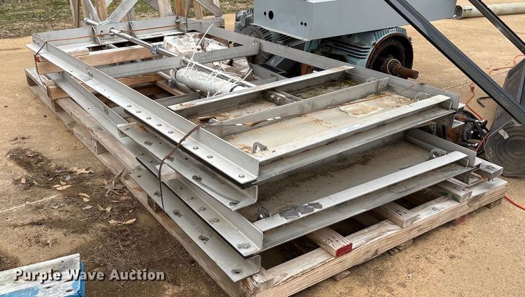 image for item OB9420 (2) 2019 Waterman 48x24 SS-254-1-Y sliding gates