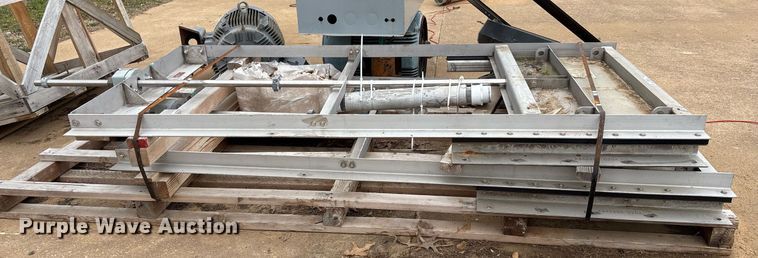 image for item OB9420 (2) 2019 Waterman 48x24 SS-254-1-Y sliding gates