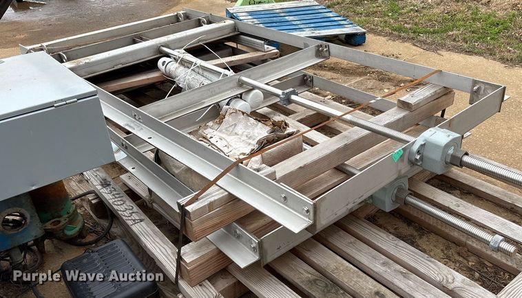 image for item OB9420 (2) 2019 Waterman 48x24 SS-254-1-Y sliding gates