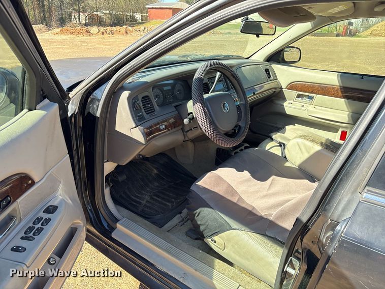 image for item OB9423 2008 Mercury Grand Marquis GS 