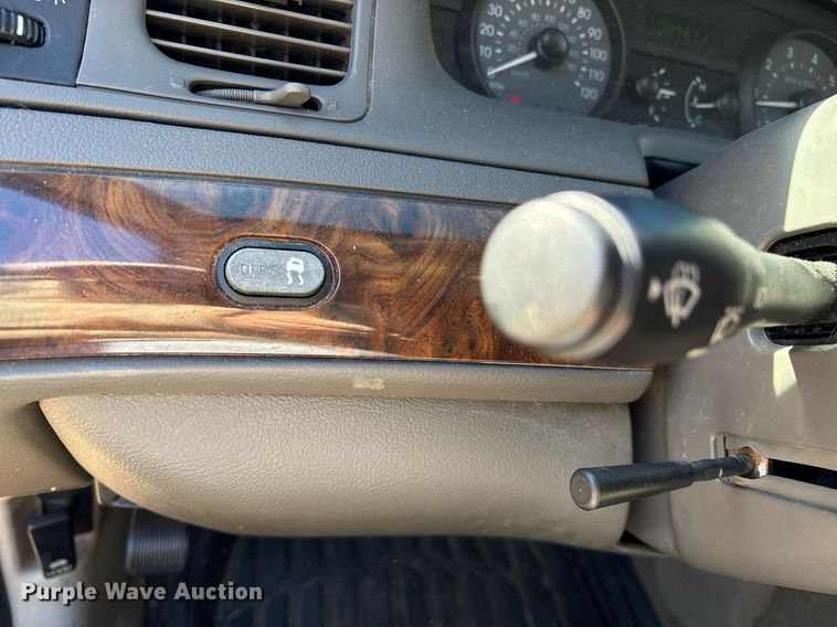 image for item OB9423 2008 Mercury Grand Marquis GS 