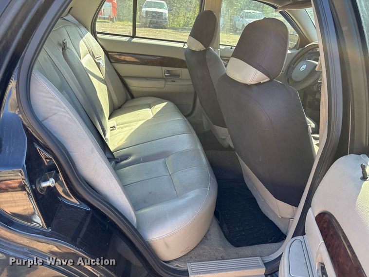 image for item OB9423 2008 Mercury Grand Marquis GS 