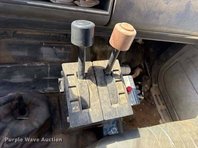 image for item OB9425 1999 Chevrolet C6500 dump truck