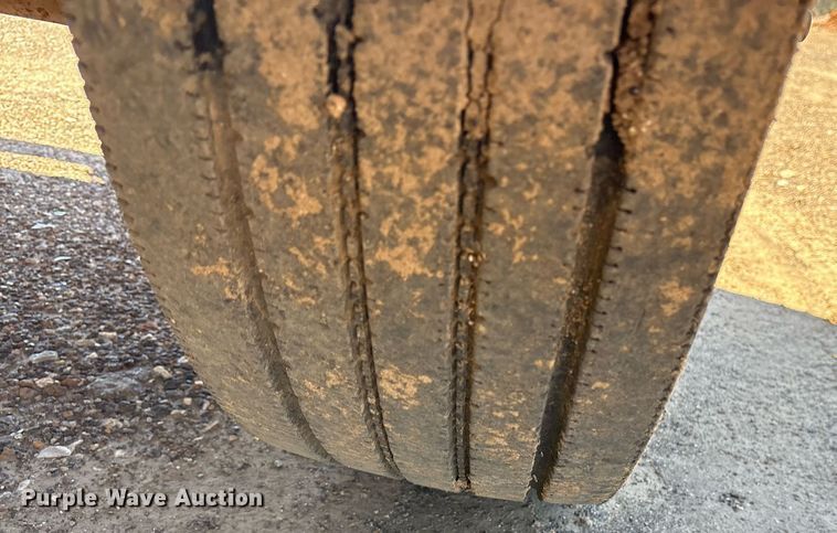 image for item OB9425 1999 Chevrolet C6500 dump truck