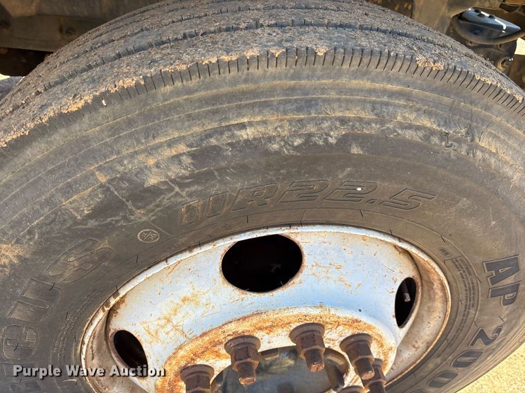 image for item OB9425 1999 Chevrolet C6500 dump truck