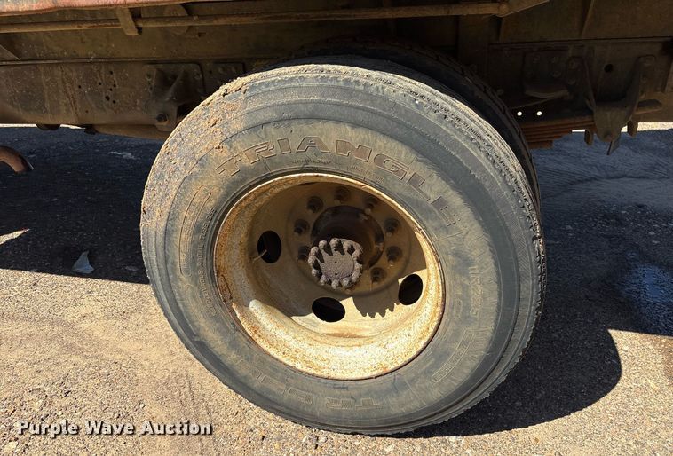 image for item OB9425 1999 Chevrolet C6500 dump truck