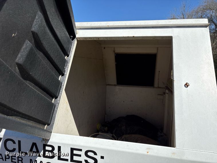 image for item OB9426 2011 Ky Recycle Trailers  recycle trailer