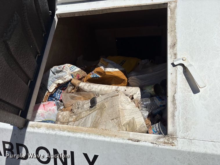 image for item OB9426 2011 Ky Recycle Trailers  recycle trailer