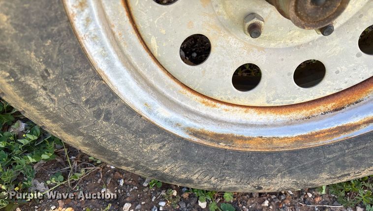 image for item OB9427 2014 Falcon SA510 utility trailer