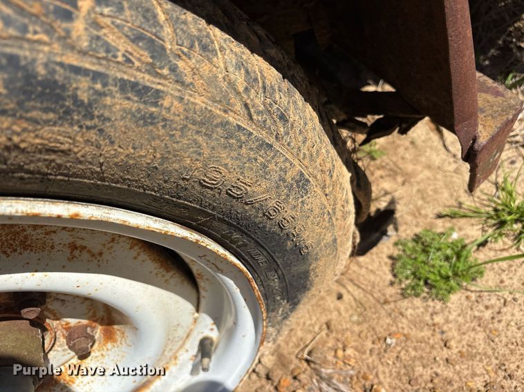 image for item OB9428 1994 Texas Bragg 6x8P utility trailer