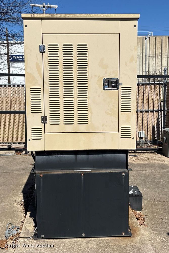 image for item OB9431 2004 Generac 4674470200 generator