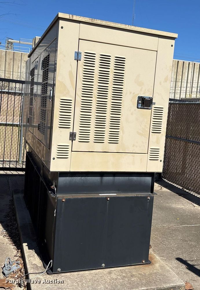 image for item OB9431 2004 Generac 4674470200 generator